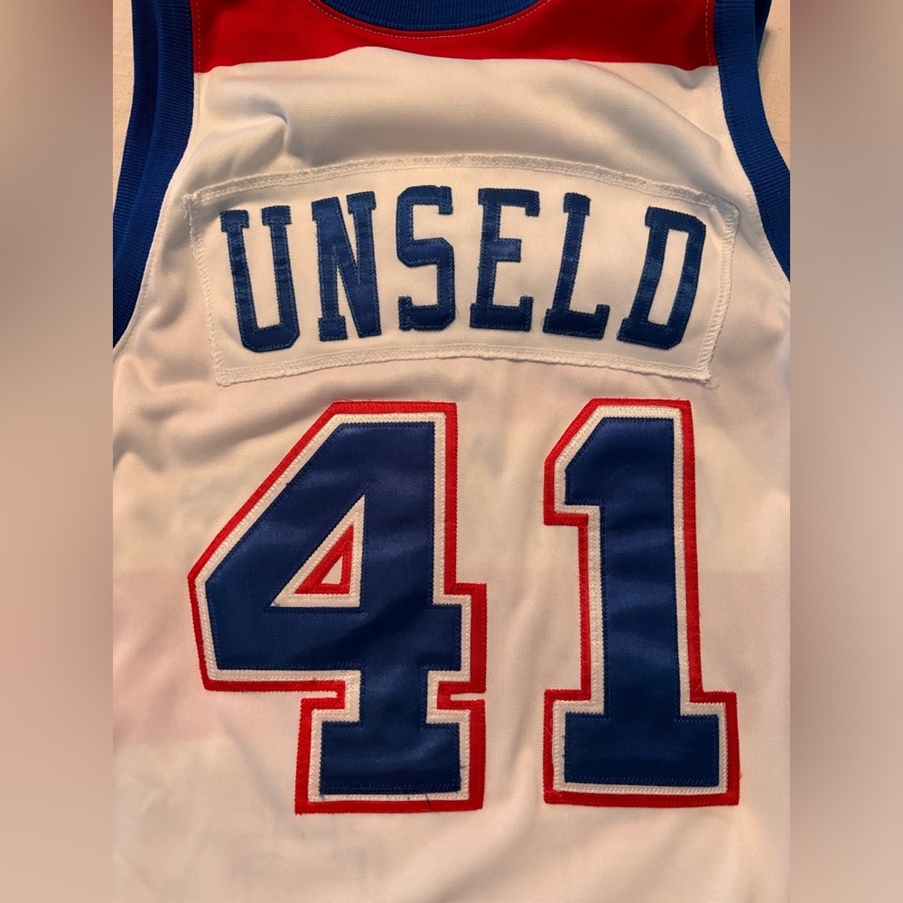 Mitchell & Ness Washington Bullets Wes Unseld Jersey - Picture 4 of 5